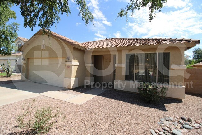 Foto del edificio - 4987 E Thunderbird Dr
