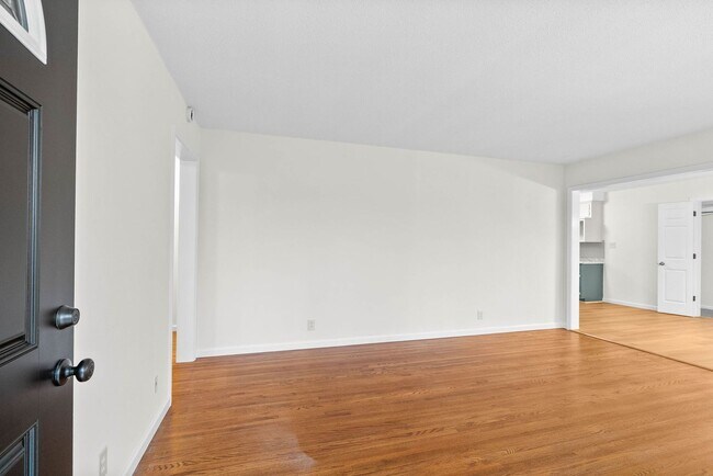 Foto del edificio - 3 Bedroom 2 Bath Home For Rent in St B Area!