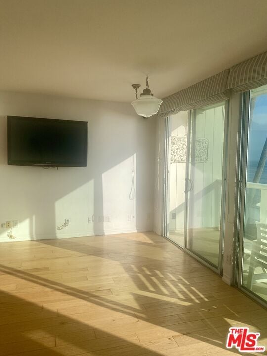 Building Photo - 11942 Whitewater Ln