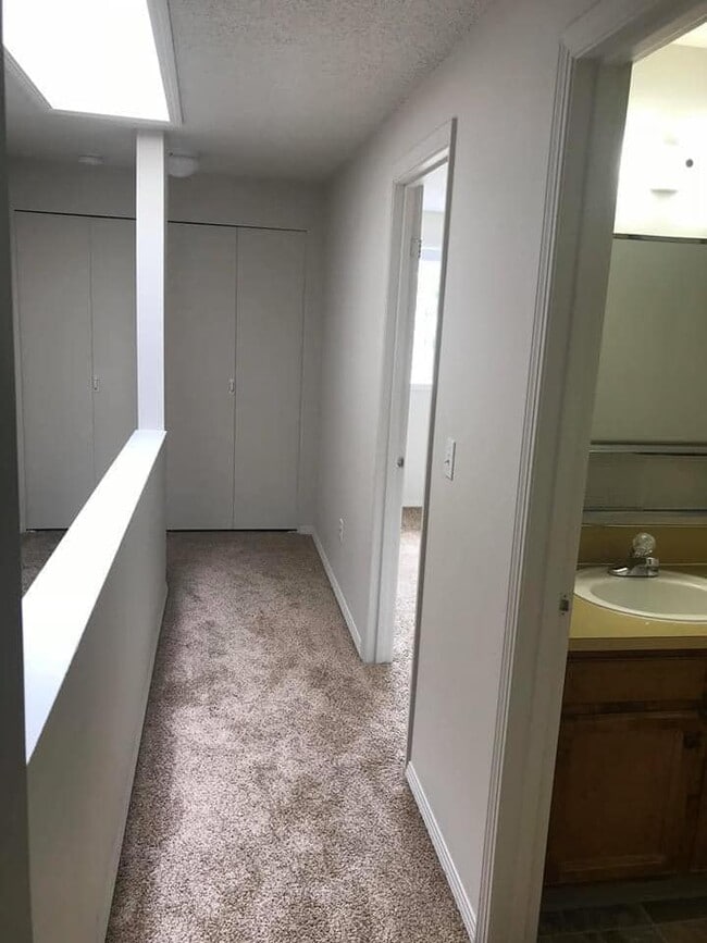 Foto del edificio - 3681 Casteel St