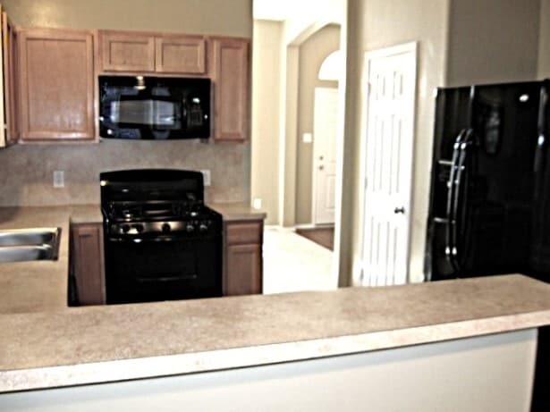 Building Photo - 10410 Falling Rapids Ct