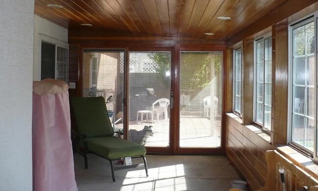 Foto del edificio - 12708 Tomlinson Dr SE