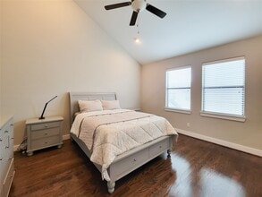 Building Photo - 1424 Wilson St