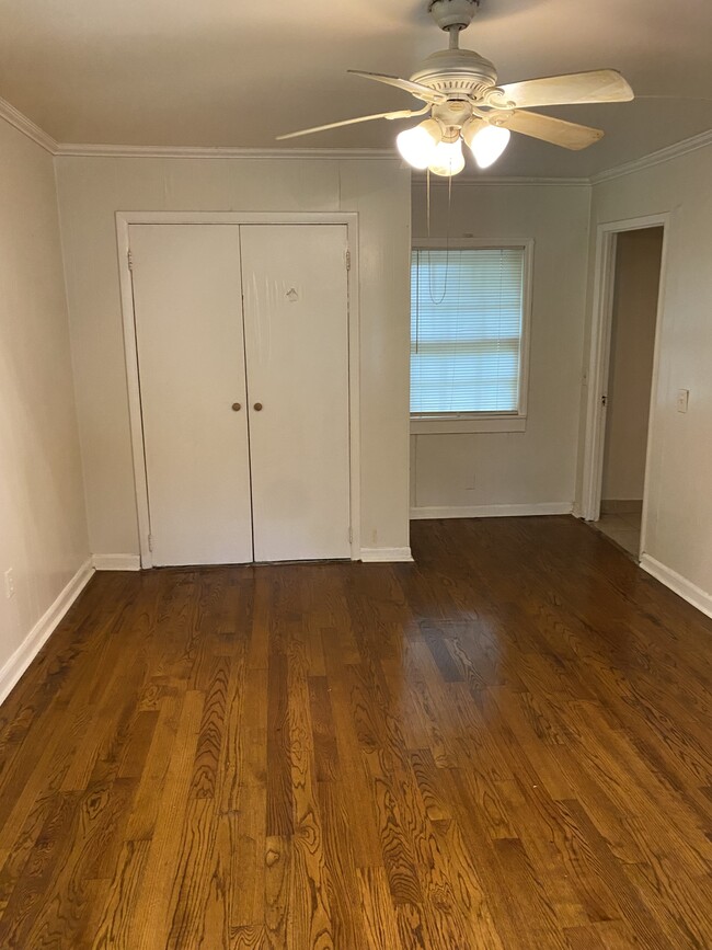 Building Photo - 107 Simonton Mill Rd