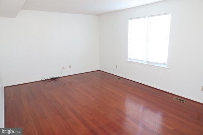 Foto del edificio - 4581 Green Tree Rd