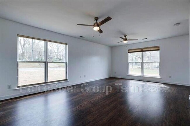 Foto del edificio - 713 E Georgia Ave