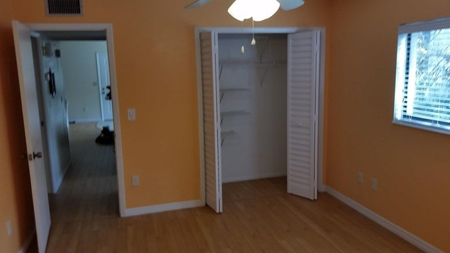 Building Photo - 11714 Raintree Village Blvd