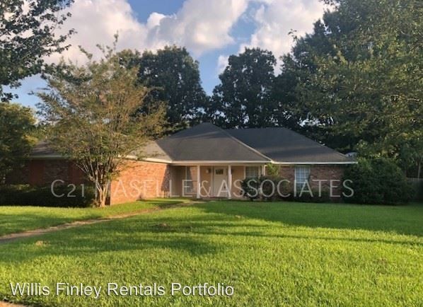Primary Photo - 4 br, 2 bath House - 203 Oak Brook Dr