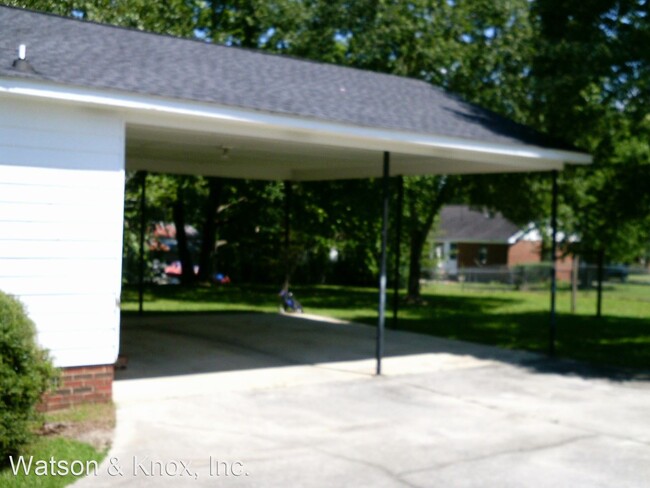 Building Photo - 3 br, 2 bath House - 642 Beulah Lane