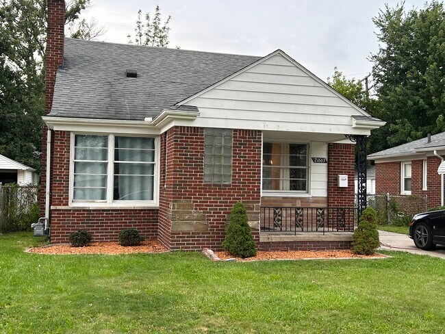 Foto del edificio - 21663 Newcastle Rd