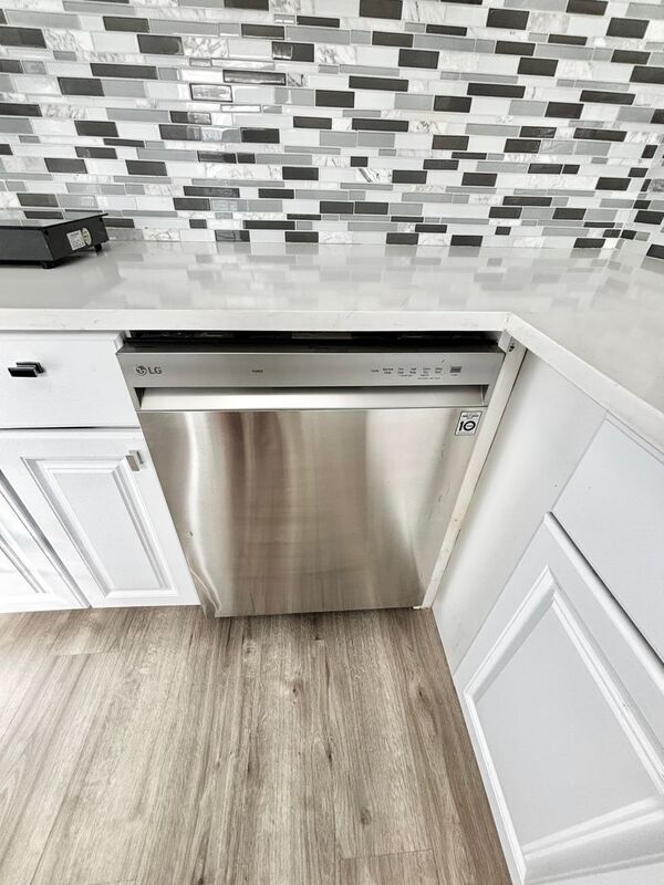 Foto del edificio - 2308 Britton Ave