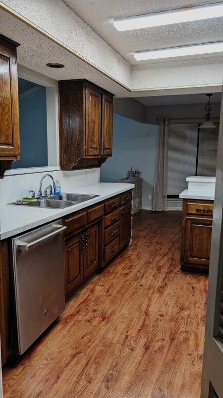 Foto del edificio - 9821 Bancroft Dr