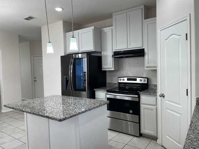 Building Photo - 11119 Palmillas Loop