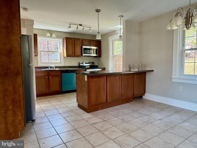 Foto del edificio - 24 Lafayette Ave