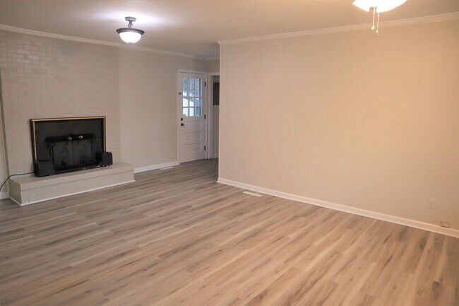 Foto del edificio - 212 Glenwood Trail