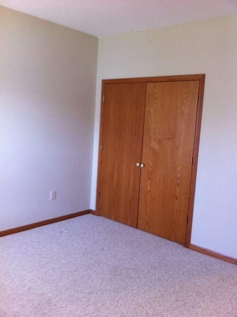 Building Photo - 946 Jordan Ave