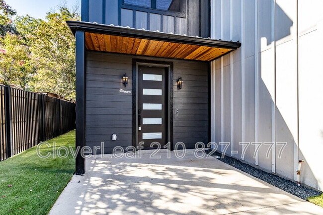 Photo - 414 Montana St Apartment