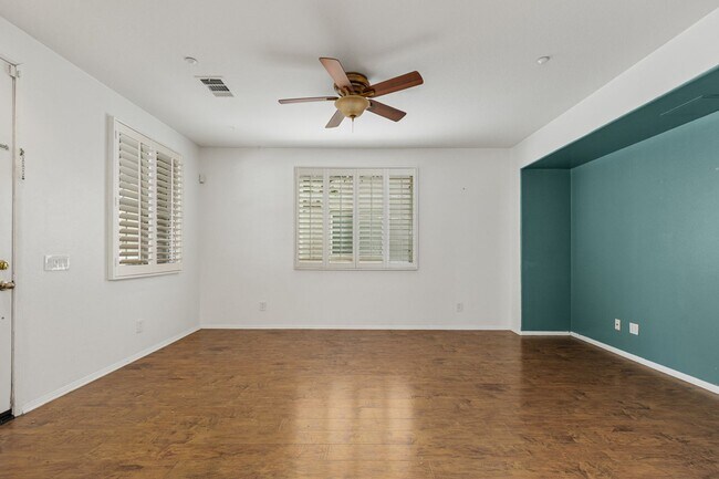 Foto del edificio - 31180 Lavender Ct