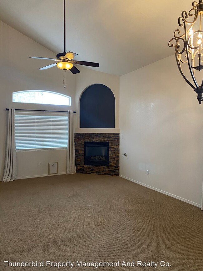 Building Photo - 3 br, 2.5 bath House - 9827 Sun Mountain T...