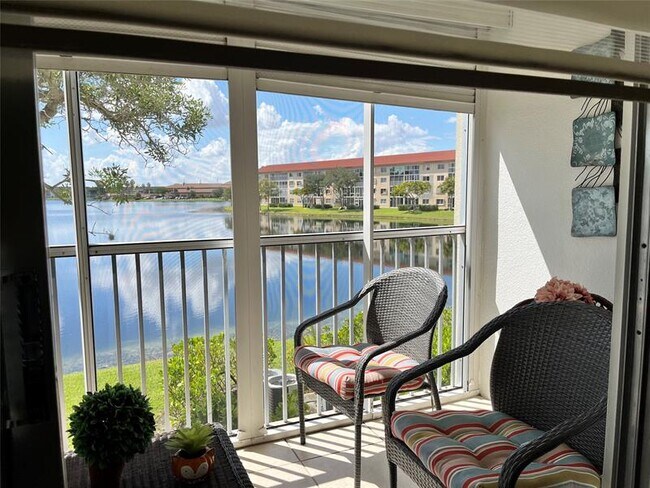 Foto del edificio - 12950 SW 13th St