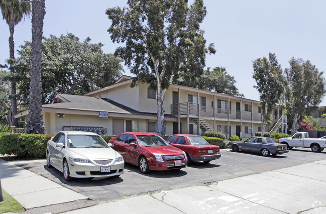 Primary Photo - Stanley Avenue Apartments