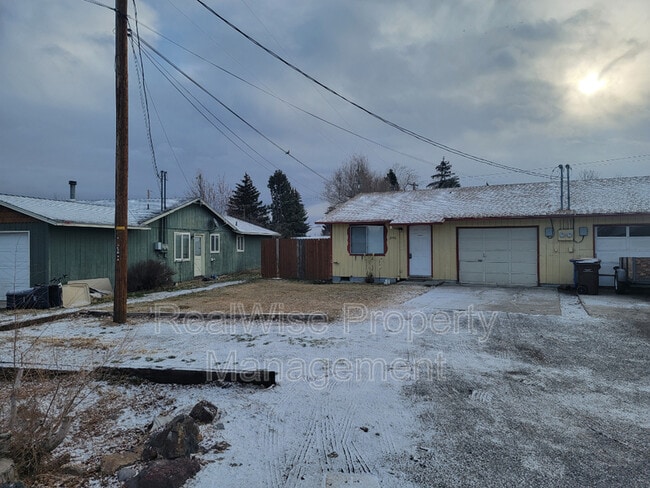 Building Photo - 2956 SW 23rd St
