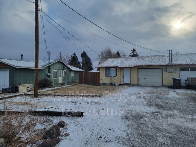 Foto del edificio - 2956 SW 23rd St
