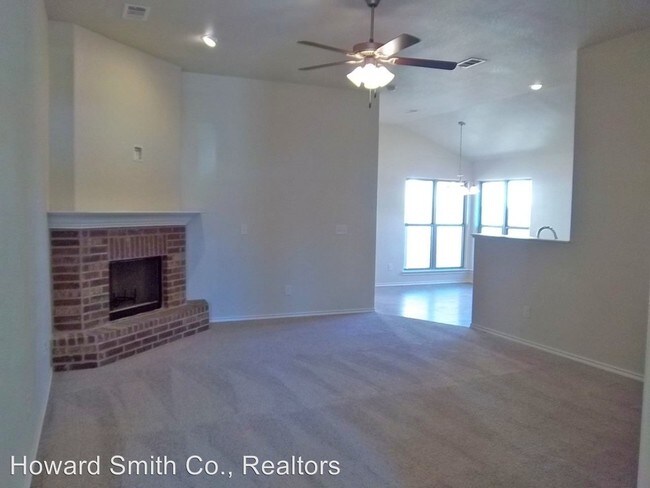 Building Photo - 3 br, 2 bath House - 8900 Zoe Dr