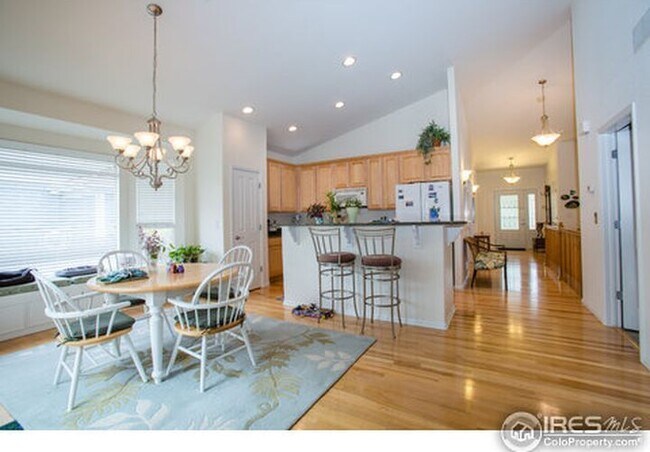 Building Photo - BEAUTIFUL  4 Bed+Study 4 Bath in the Broom...