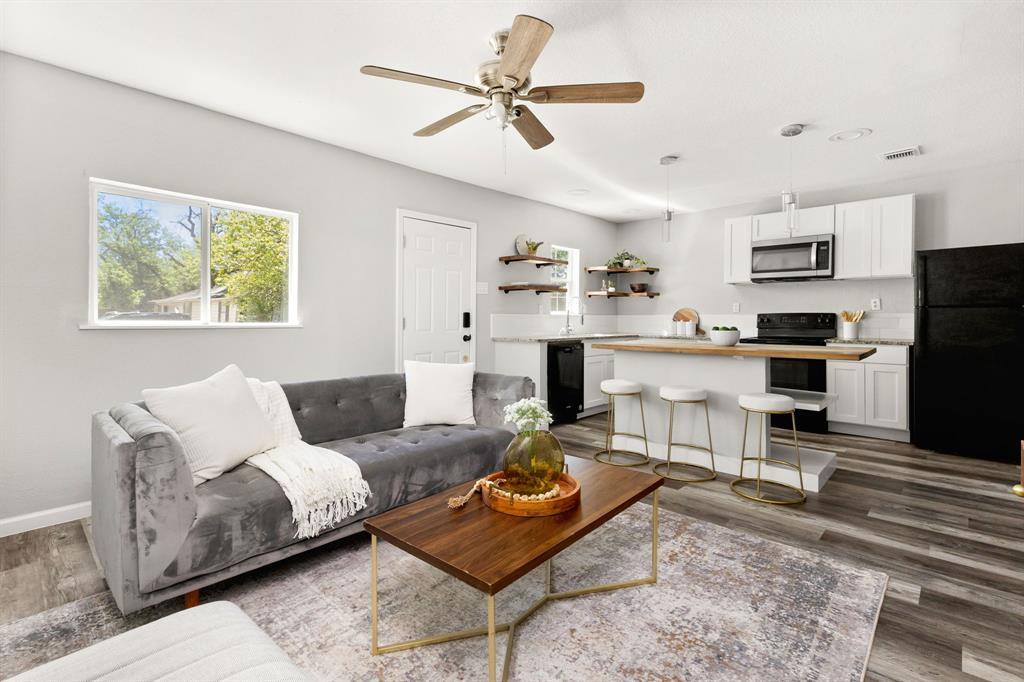 Foto principal - 1848 W Bridge St