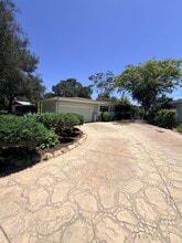 933 Laurel Rd