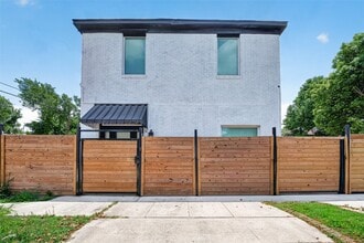 Building Photo - 3701 Hutchins St