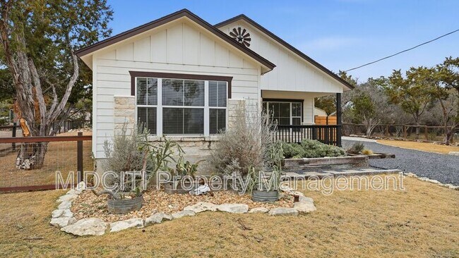 Foto del edificio - 1361 Bob White Dr