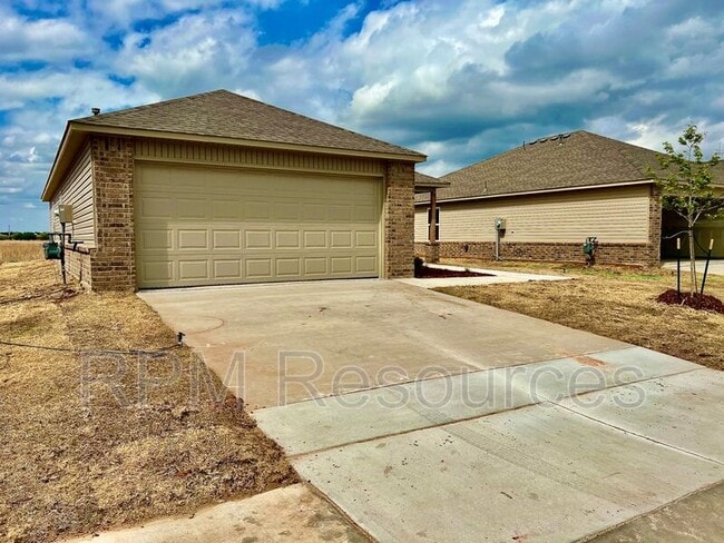 Photo - 10429 NW 19th St House