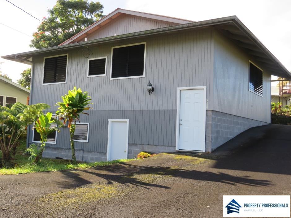 2037 Waianuenue Ave, Hilo, HI 96720 House Rental in Hilo, HI