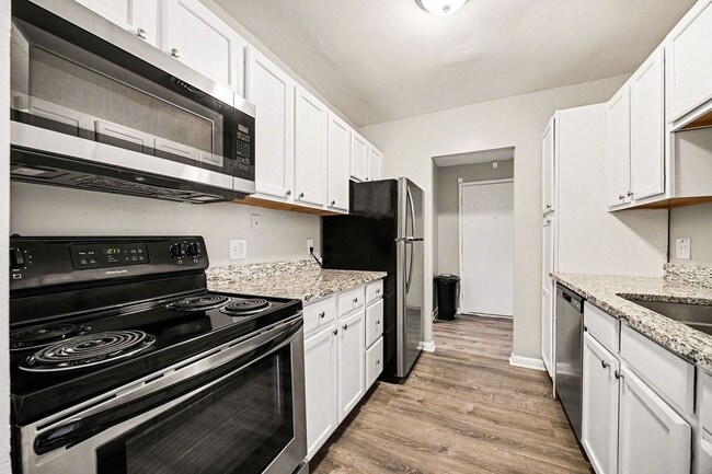 Photo - 3501 Section Rd Apartment