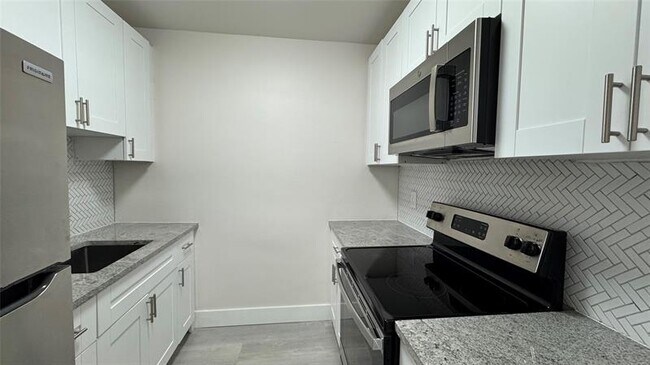 Foto del edificio - 344 SE 11th Ave