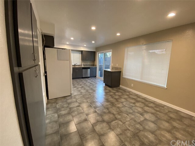 Foto del edificio - 23594 Norris Cir