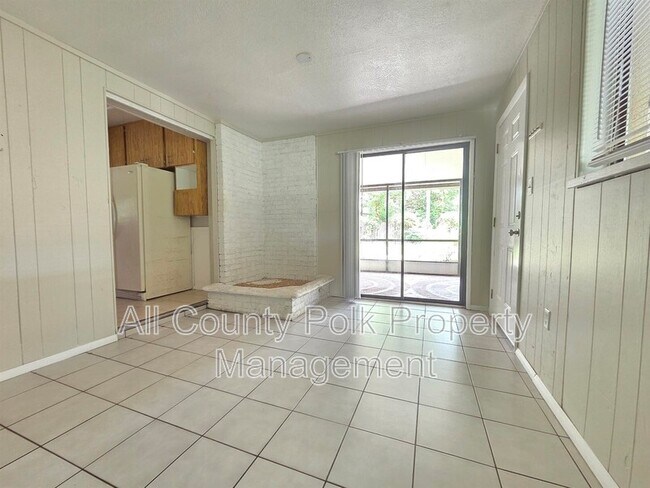 Foto del edificio - 2802 Geoffrey Dr
