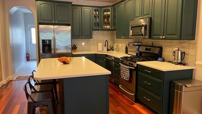 Foto del edificio - 32 N Kenwood Ave