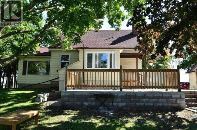 Photo du bâtiment - 1680 Victoria St W