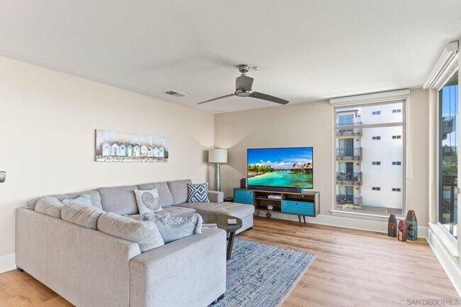 Foto del edificio - 1019 Costa Pacifica Way