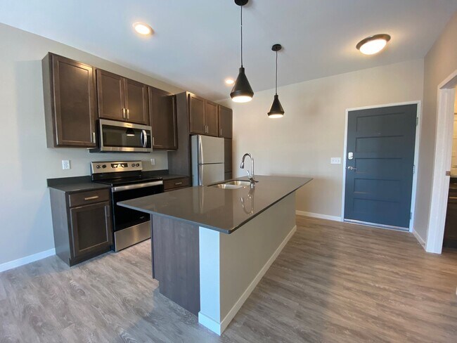 Building Photo - Brand New Apartments & Clubhouse!