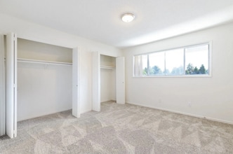 Building Photo - 9733 SE 43rd Ave