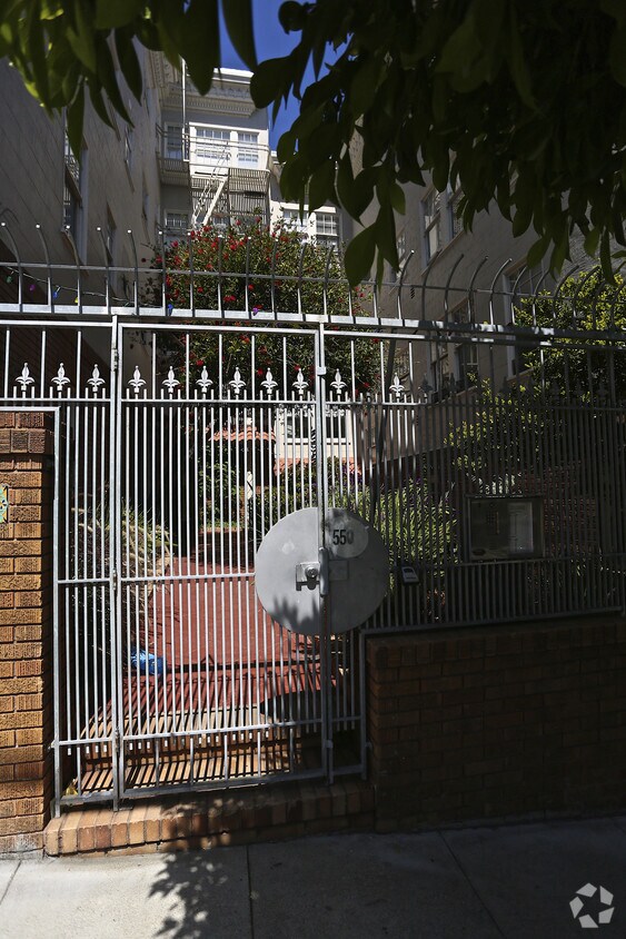 Foto del edificio - 550 14th St