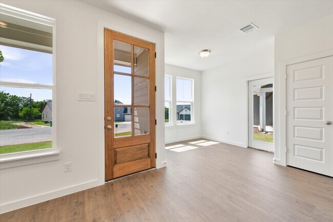 Foto del edificio - 1209 Chestnut Ct