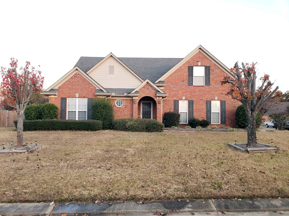 100 Sunrise Cove, Batesville, MS 38606 House Rental in Batesville, MS