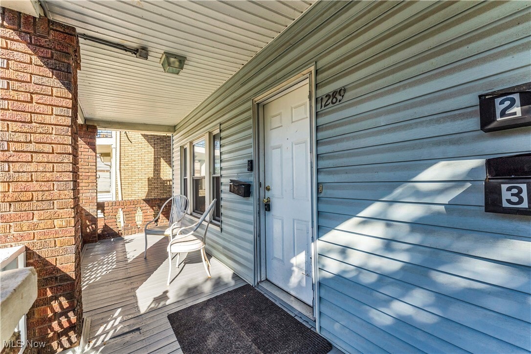 1289 W 115th St Cleveland, OH 44102 – photo 3
