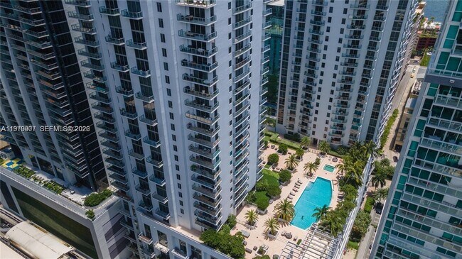 Foto del edificio - 1060 Brickell Ave