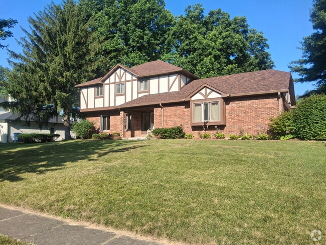 Building Photo - 3768 E Carmel Dr